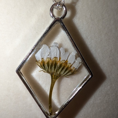 Silver Diamond White Flower