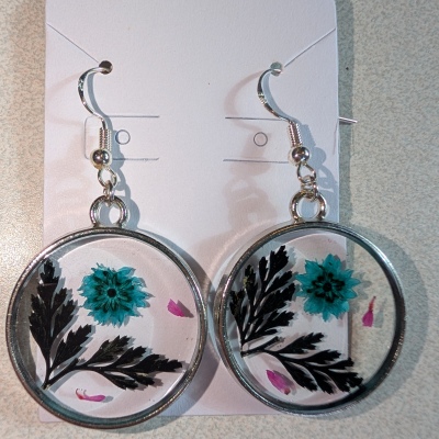 Turquoise and Black (Large Circles)